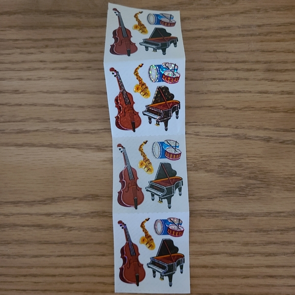 A Bundle of Random Vintage 90s Sandylion Stickers - Picture 6 of 6